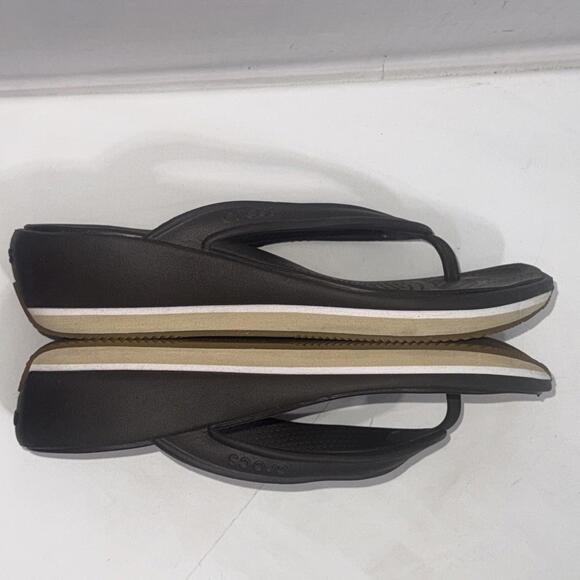 Crocs Brown Tan Classic Platform Retro Gorpcore Waterproof Wedge Flip Flops Sz 6 - Picture 10 of 15